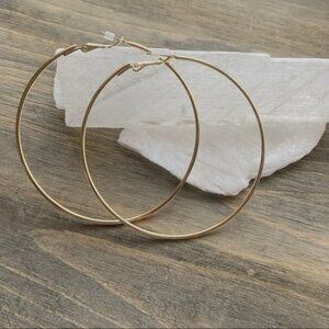 LARGE GOLD TUBULAR HOOPS